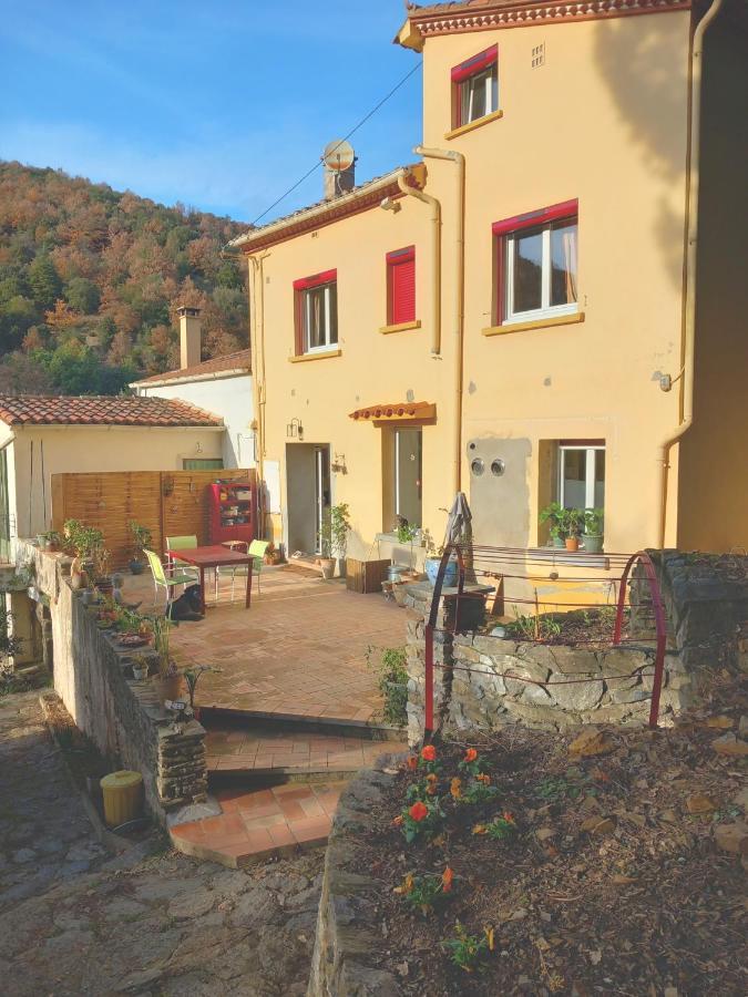 Maison Do Mi Sol Reynes Exterior photo